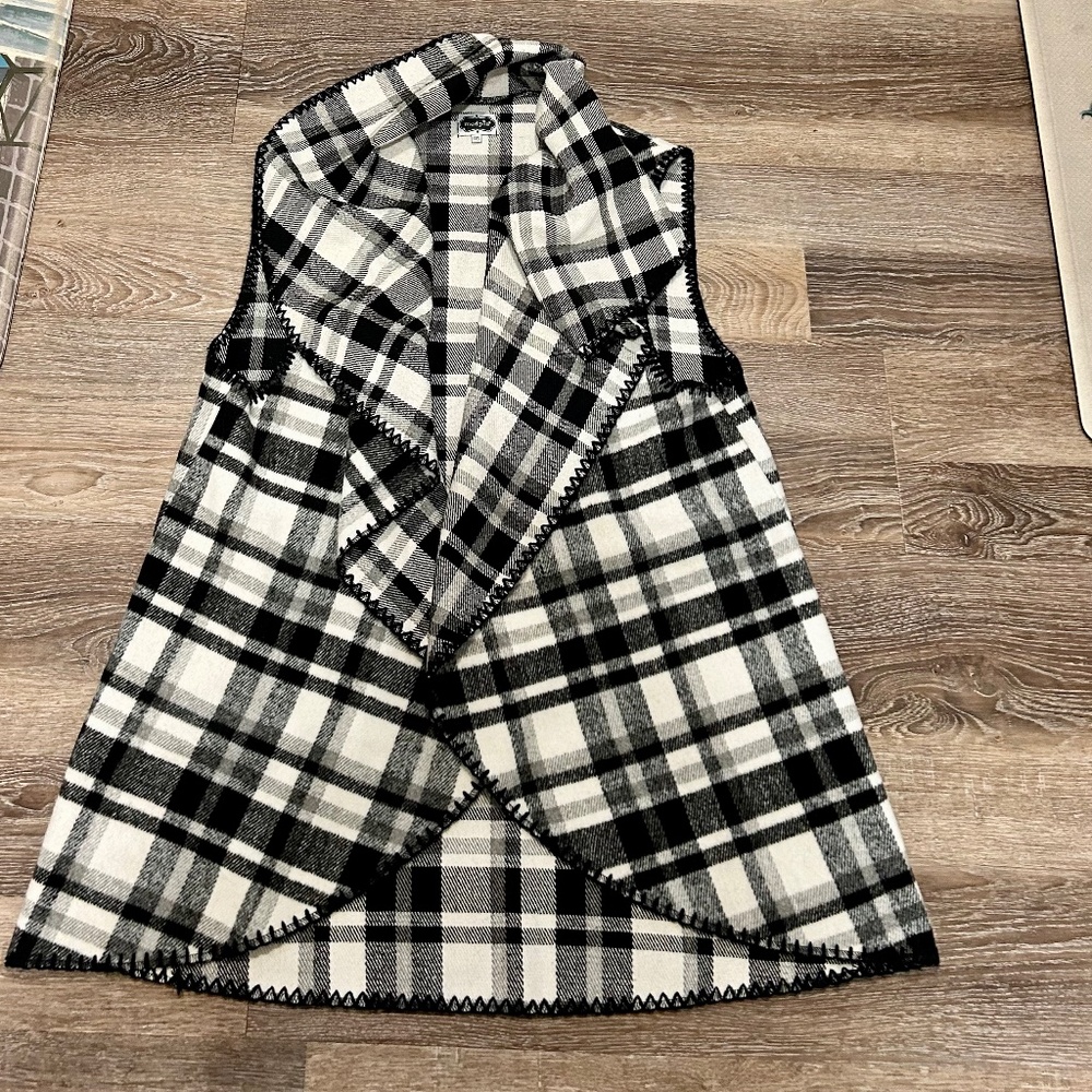 Mud Pie Buffalo Plaid One Size Open Front Vest - image 1